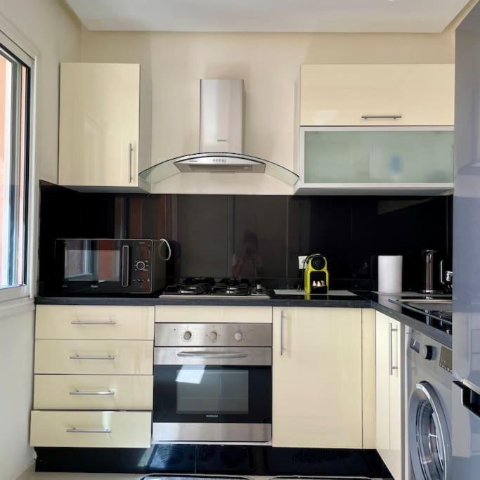 Appartement Centre Gare Gueliz Chic Et Cosy De Marrakech มาร์ราเกช ภายนอก รูปภาพ