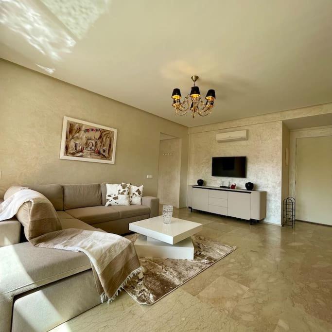 Appartement Centre Gare Gueliz Chic Et Cosy De Marrakech มาร์ราเกช ภายนอก รูปภาพ
